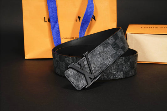 L Black Monogram