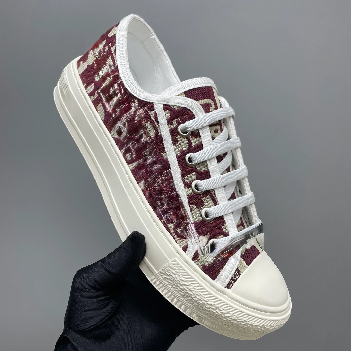 DD Red Monogram 23’