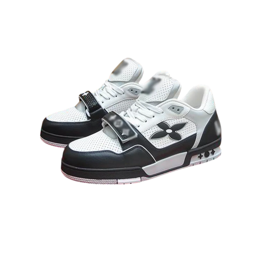 LOUIS Sk Trainer