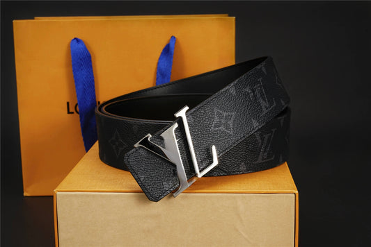 L Black Monogram