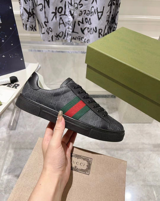 GG Black Low